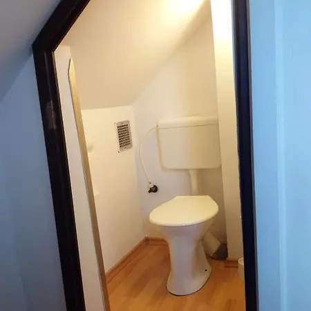Apartament Chalupa V Zahrade Mezi Vinohrady Bulhary